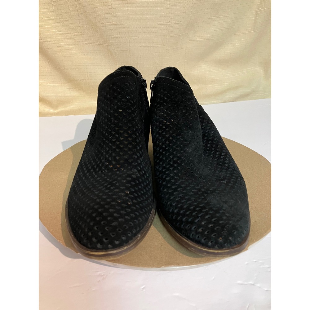 Lucky Brand Basel Bootie Women 8.5 Black Excellent Perforated Suede Ankle Boot